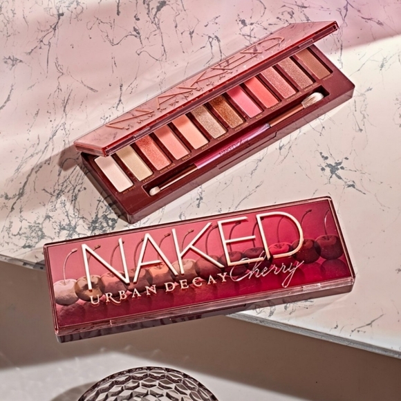 Urban Decay Other - Urban Decay Naked Cherry Palette Discontinued Berry Tone Shimmers And Mattes